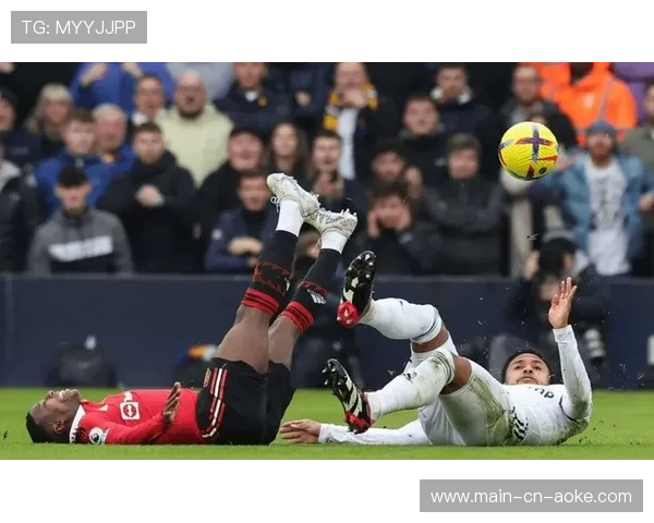 范德芬后场一条龙破门,再现中卫罕见个人表演 范德芬后场一条龙破门,再现中卫罕见个人表演